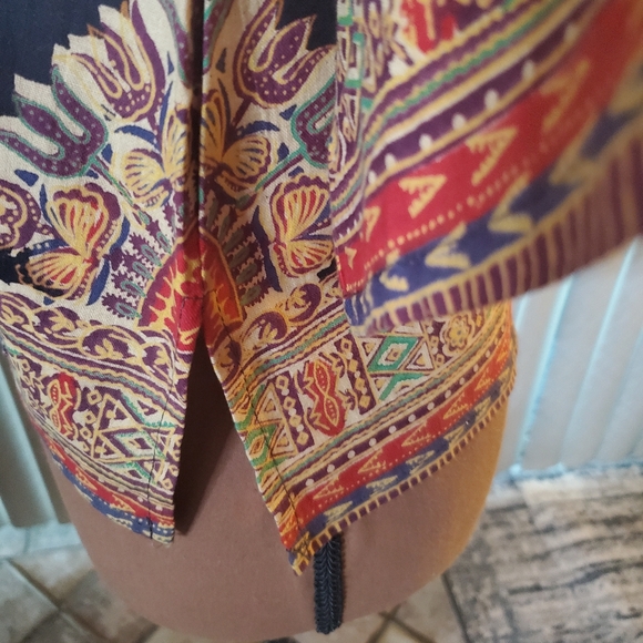 Dashiki Crop Top - Picture 4 of 5